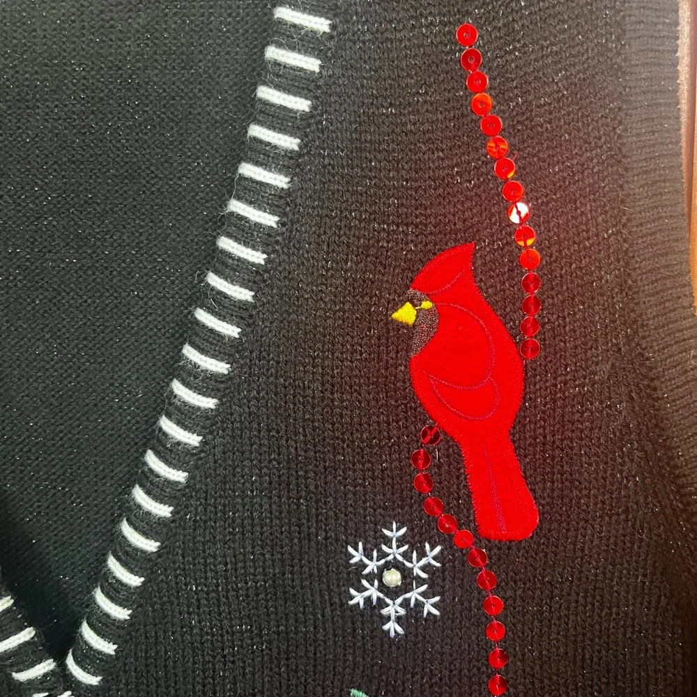 VTG Susan Bristol Black Cardinal & Poinsettia Embellished Sweater Vest Size 3X - Picture 4 of 6